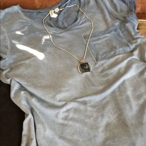 Beautiful blue Cable and Gauge pocket tee.